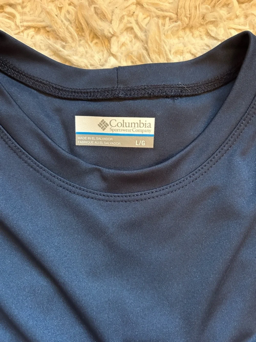 Columbia Navy Blue Performance Long Sleeve Top - Picture 3 of 3